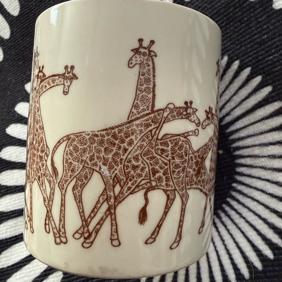 1979 Taylor & Ng Naughty Giraffe Mug - Picture 3 of 13